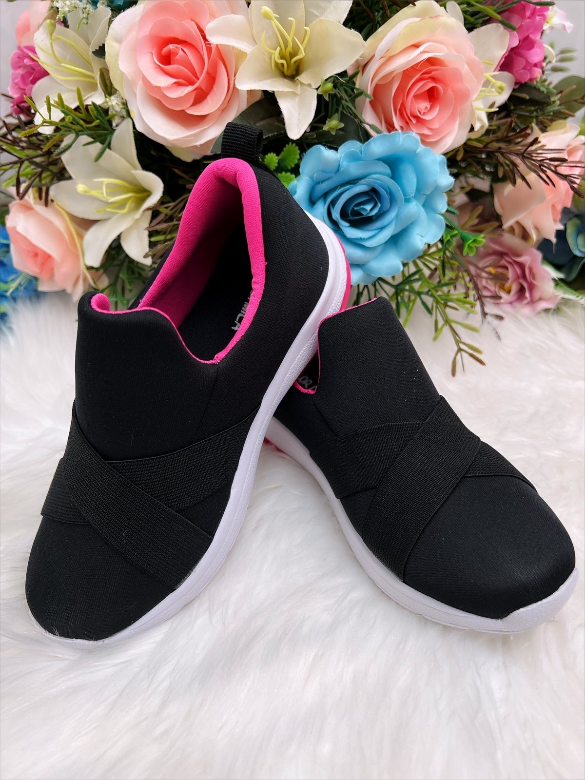 Tênis infantil Preto e Pink calce fácil confort Meninas - Imagem 3