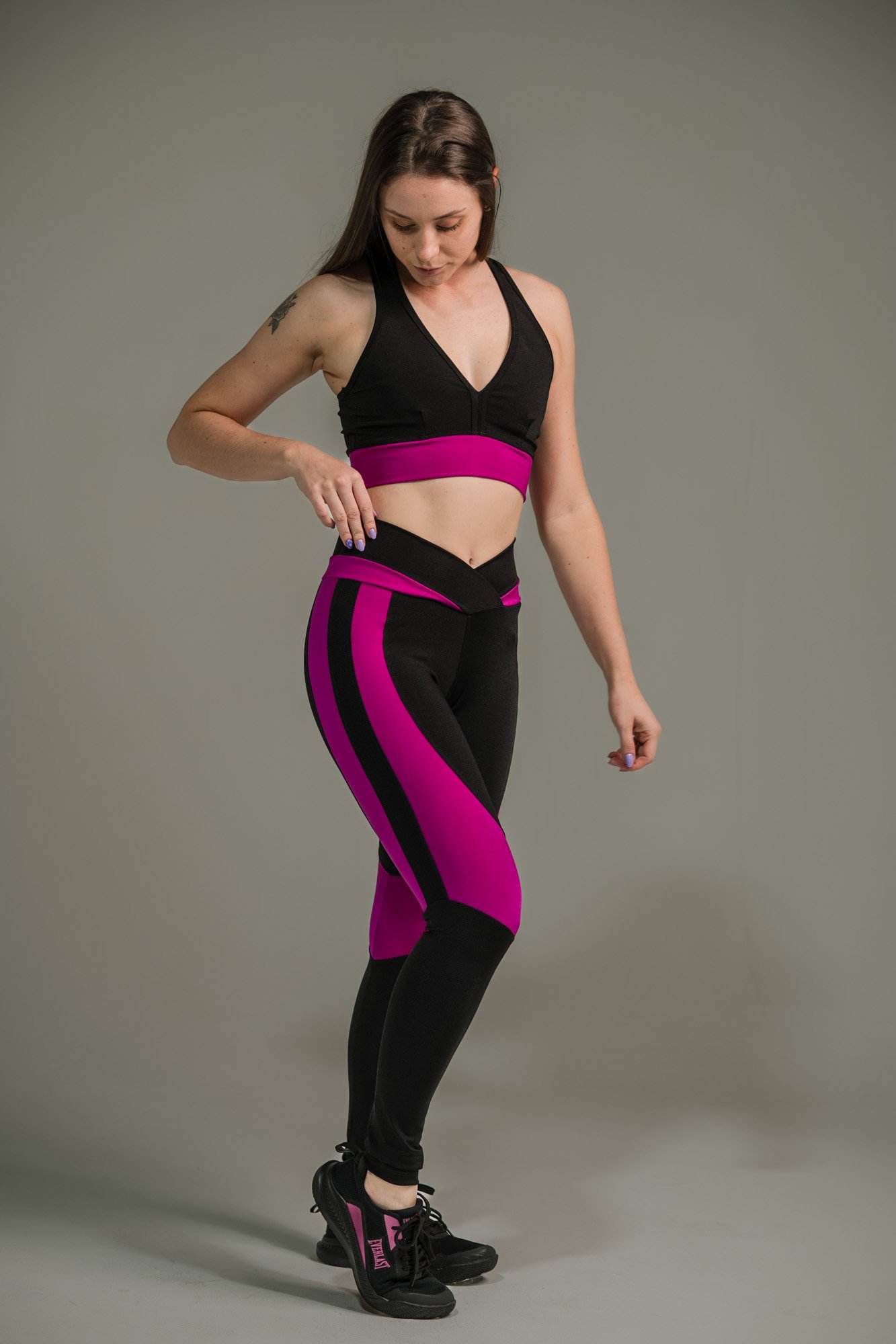Calça Legging Feminina com Listras nas Coxas - Imagem 17